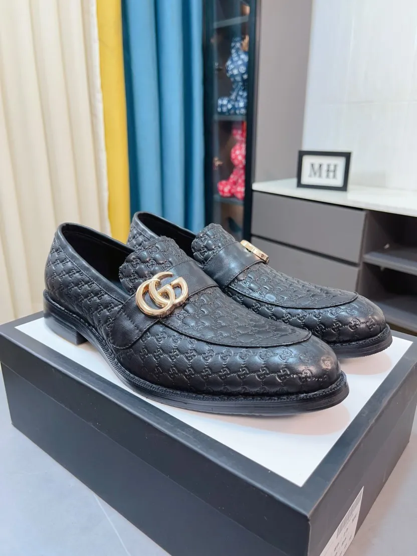 Men's Men's Shoes 💰458🌹🌹【GUCCI】The most popular classic Gucci leather shoes. Synchronized with the official website, the upper is made of Italian open-edge pig ostrich pattern➕cow leather lining, with unique brand and unique craftsmanship. Highlighting the hot style of the new year. Stop hesitating, stop wandering, get it now. Number: 38--44, 45 46 can be customized